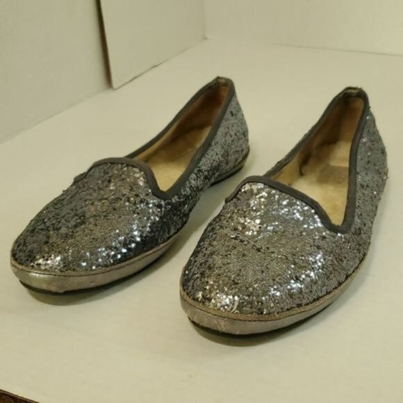 Ugg Flats Slip On Silver Metallic Loafers Leather Sheepskin Women's WOMAN'S 6 - Picture 5 of 16